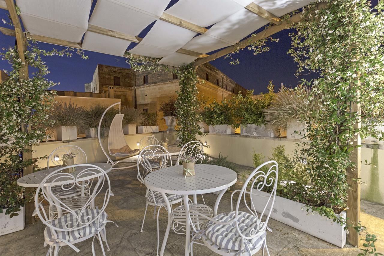 La Loggia Dei Rayno Bed & Breakfast Lecce Exterior foto